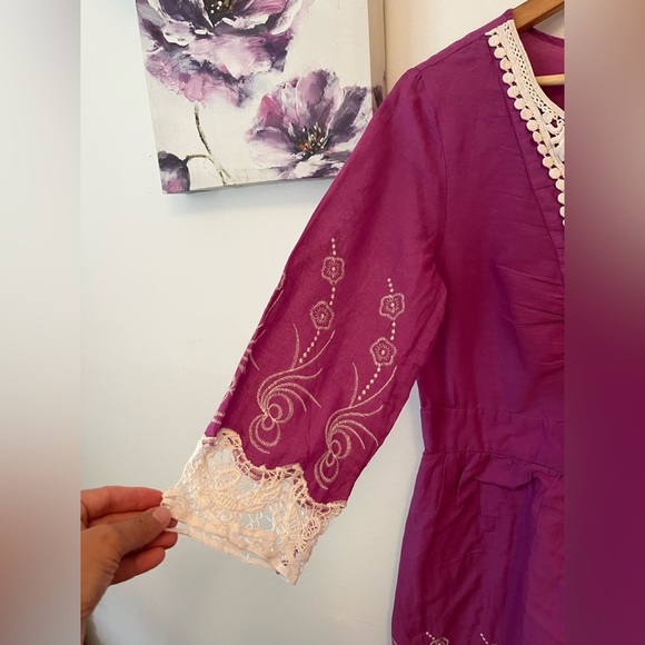 Bellaza Tunic Hand embroidered - Medium PTP 20 inch - Picture 4 of 14